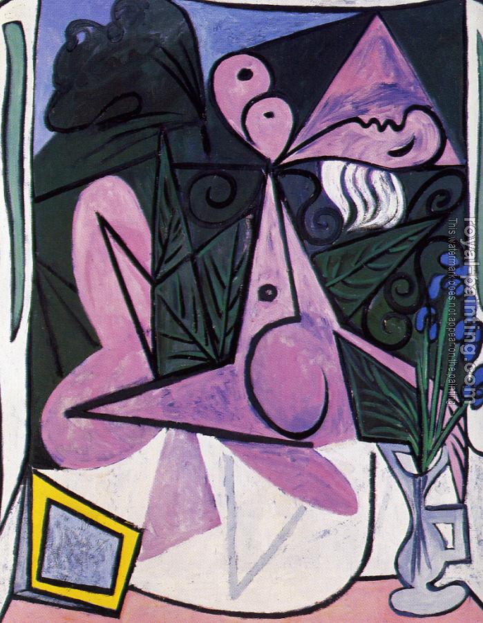 Pablo Picasso : nude with a bouquet of irises and a mirror